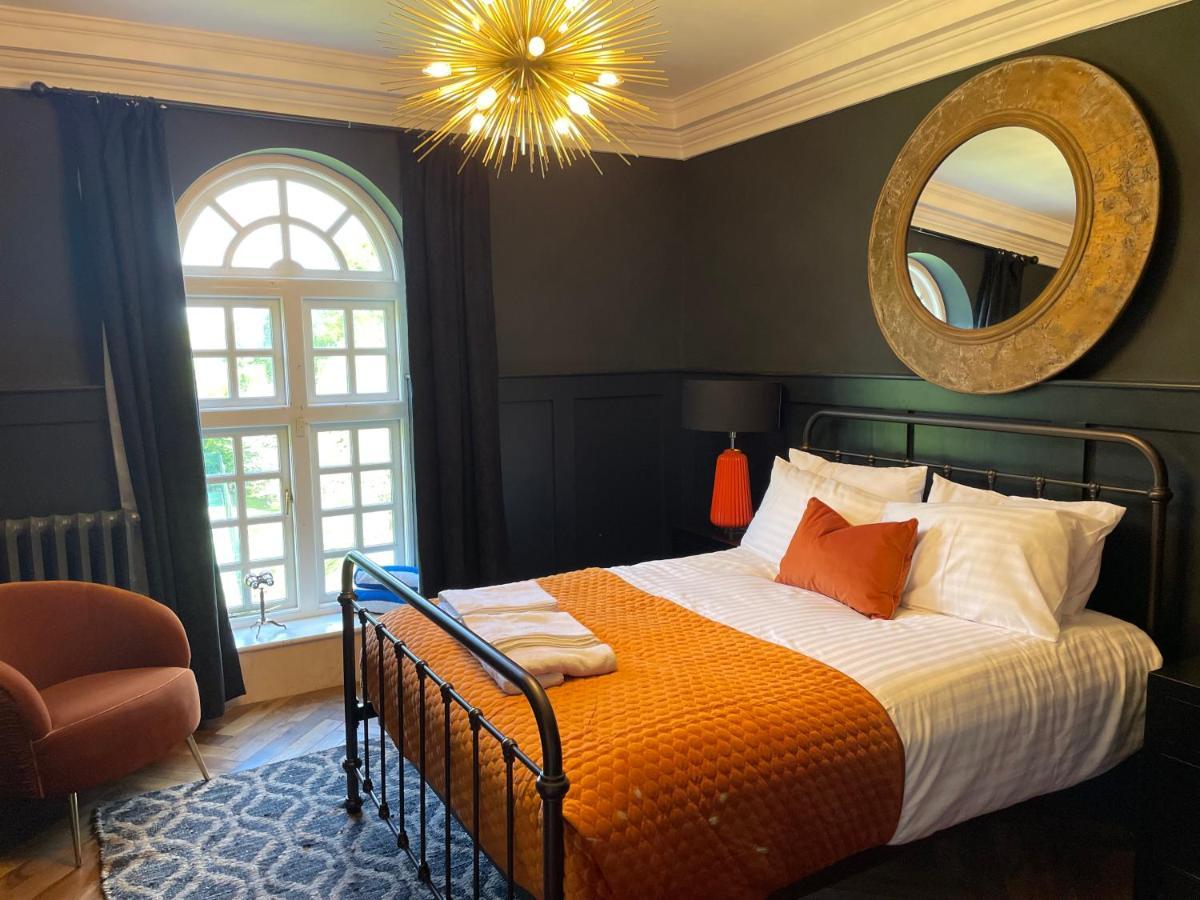 Eastwood Observatory: 12 Bedrooms, Swimming Pool And Tennis Court Hailsham Eksteriør billede