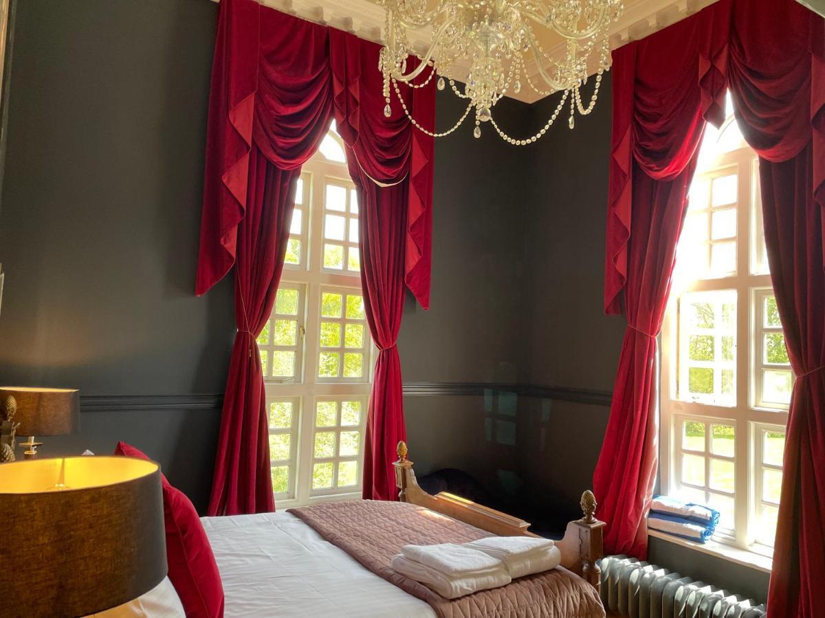 Eastwood Observatory: 12 Bedrooms, Swimming Pool And Tennis Court Hailsham Eksteriør billede