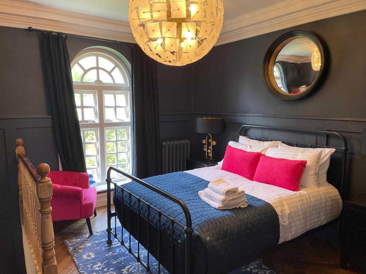 Eastwood Observatory: 12 Bedrooms, Swimming Pool And Tennis Court Hailsham Eksteriør billede